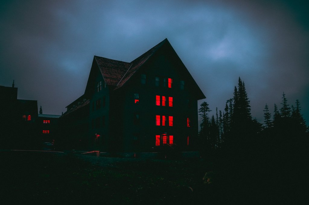 Antología 31 Horrores IV: 6.&nbsp;Luces